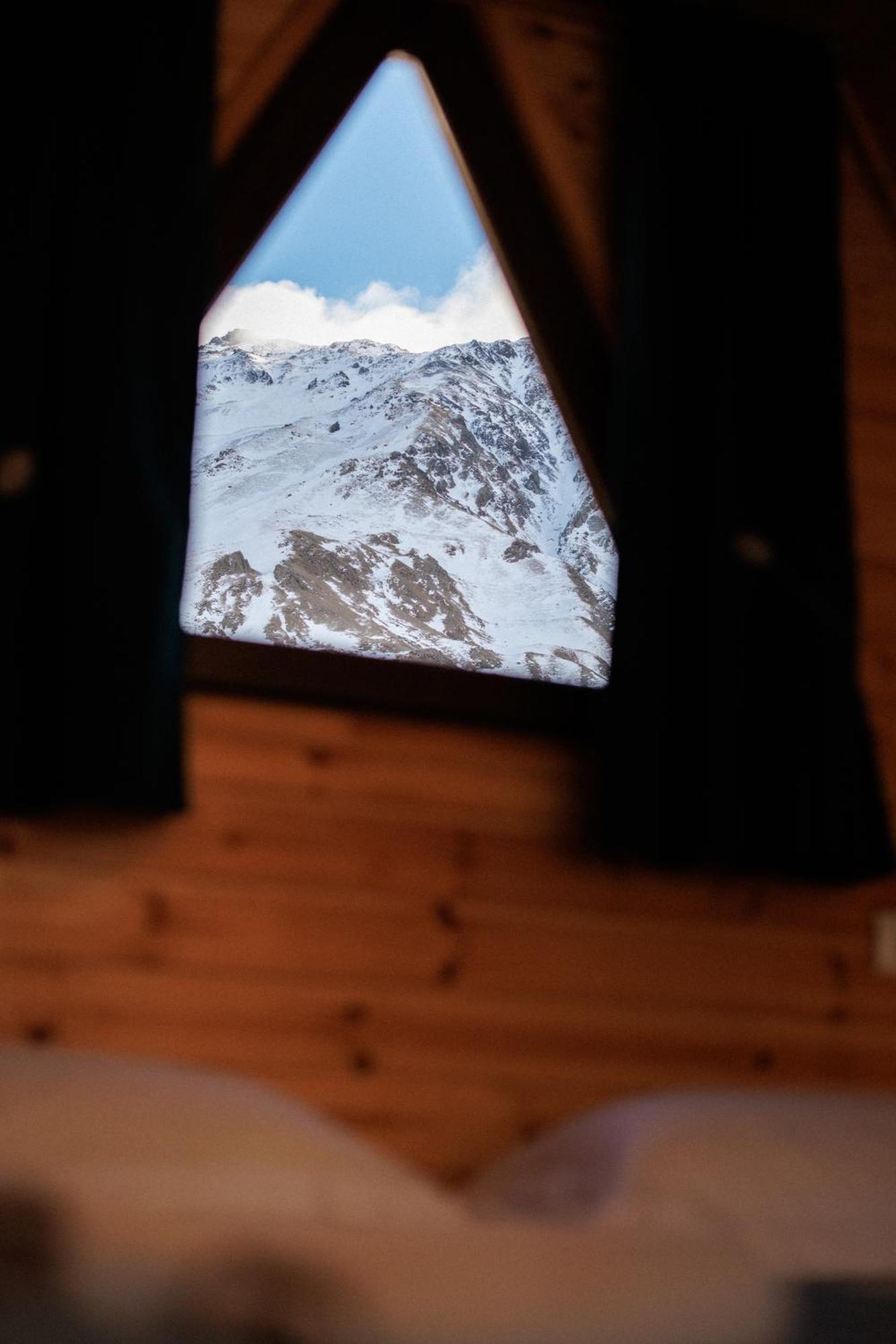 Вилла Via Kazbegi Экстерьер фото